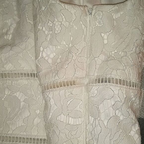 DAVID'S BRIDAL WOMEN'S LACE DRESS - Picture 2 of 10